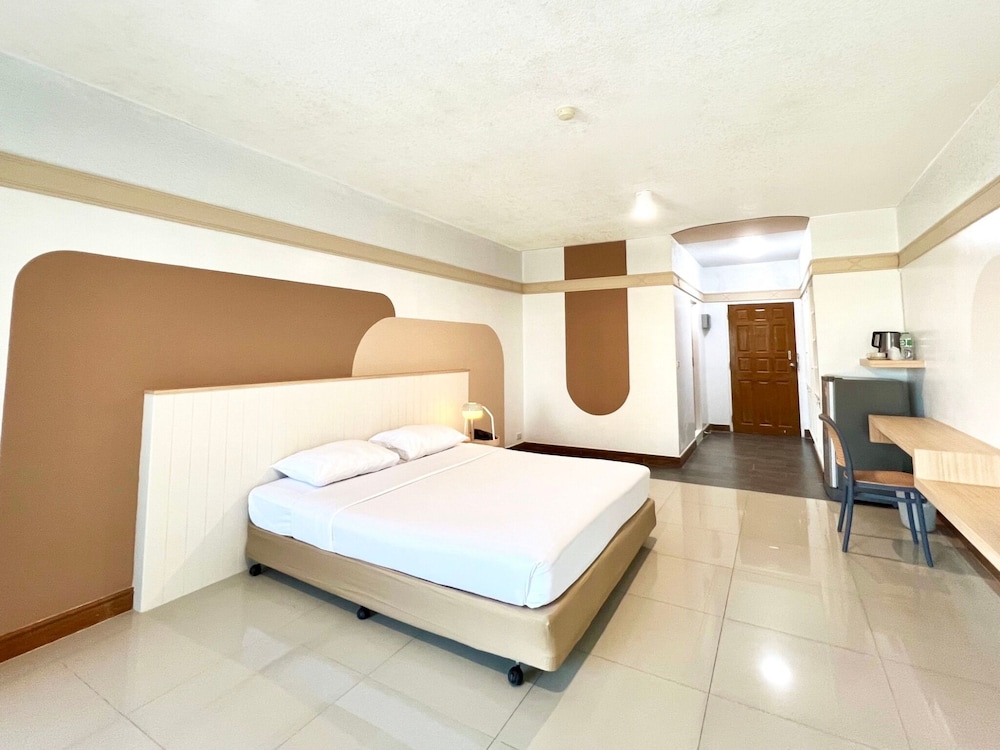 DELUXE, SEA VIEW