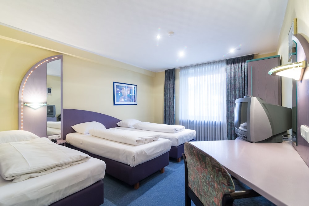 Tagungshotel Hochster Hof 8/64