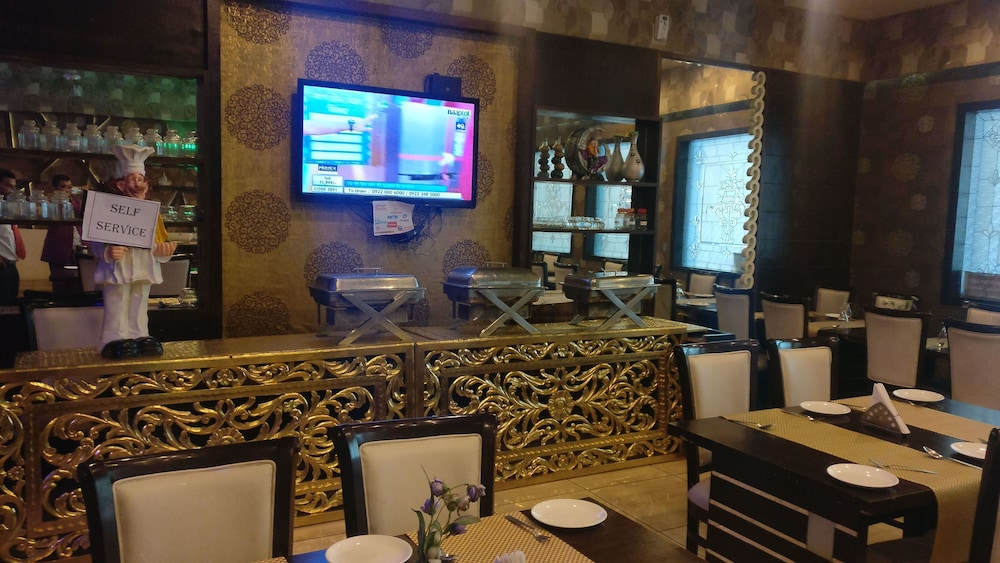 Hotel Mansarover Paradise 19/22