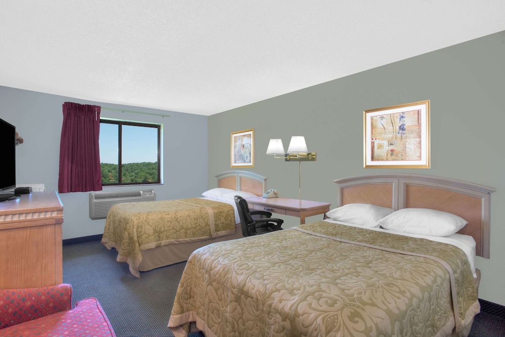 Super 8 By Wyndham Augusta 9/20
