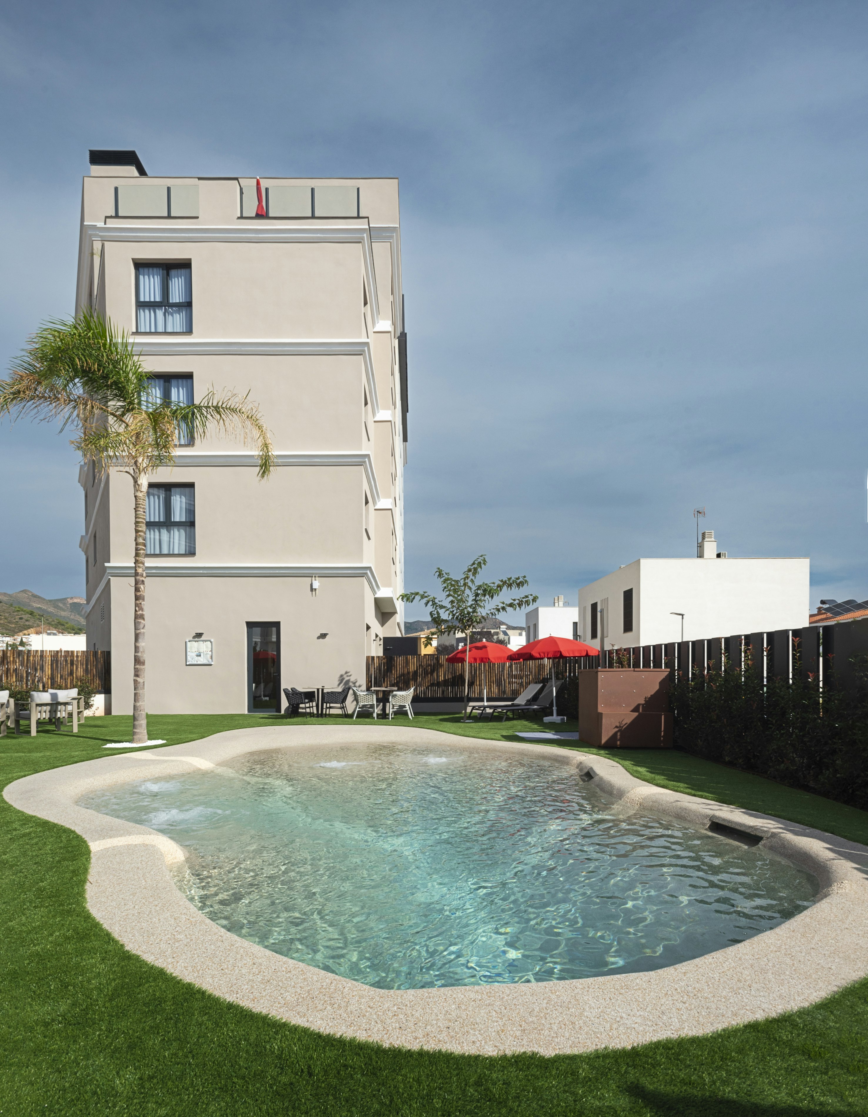 Hotel Sercotel Plana Suites 48/53