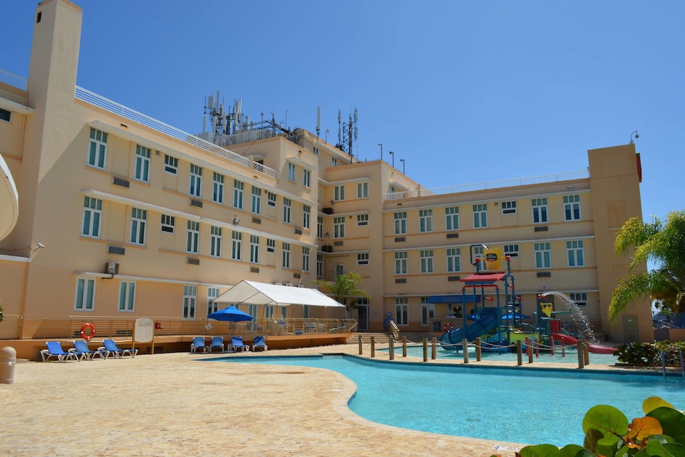 Courtyard Aguadilla 3/47