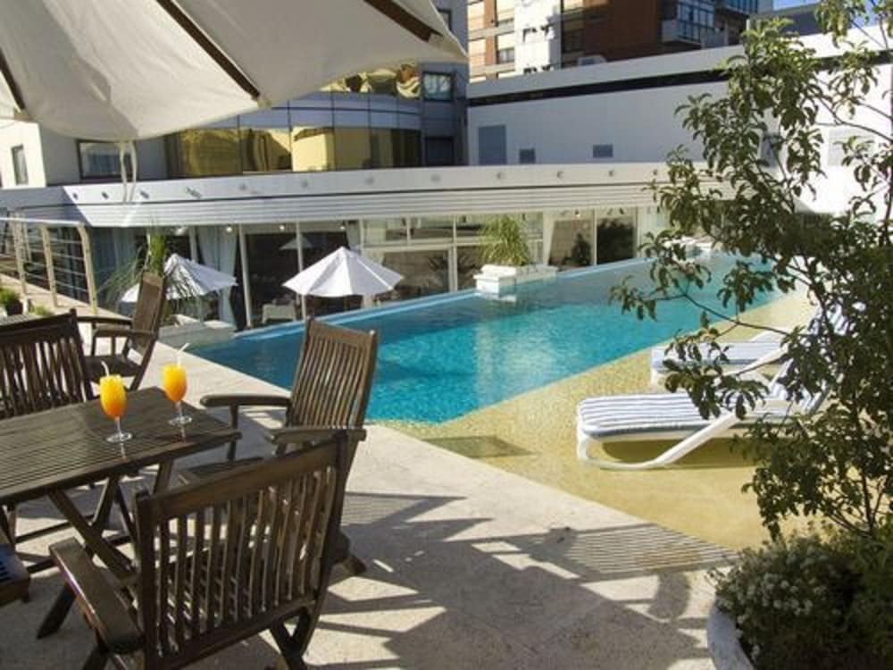 Abasto Hotel 30/35