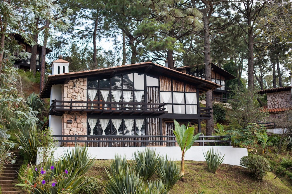 Monteverde Hotel De Cabanas 2/50