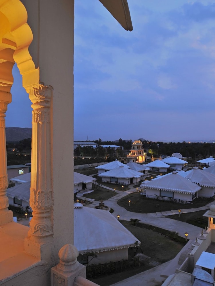 Rajasthali Resort And Spa 33/38