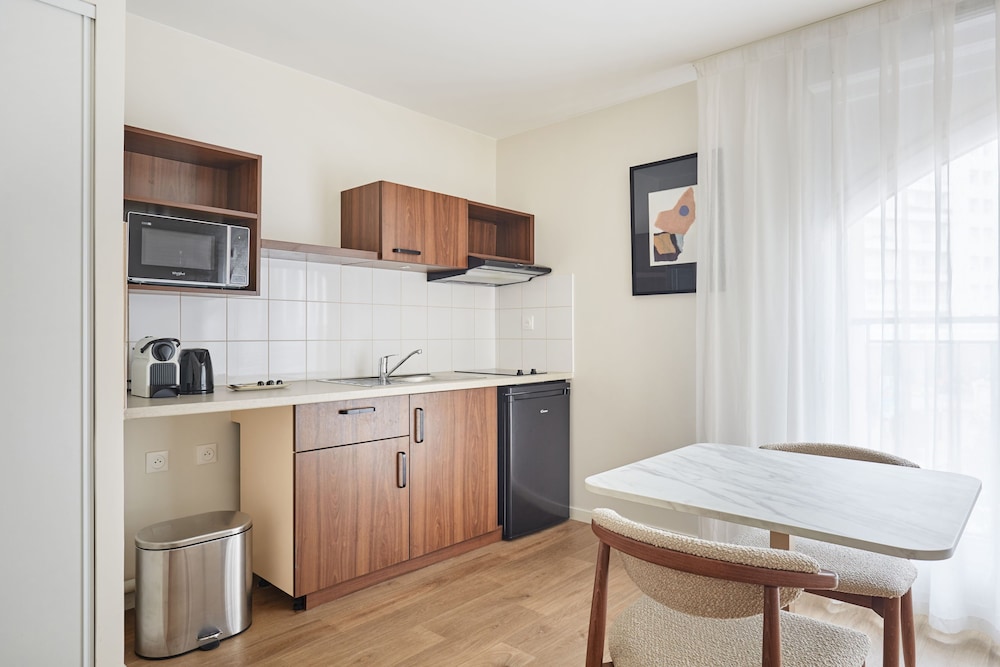 Appart Hotel Paris Levallois Maurice Ravel 15/50