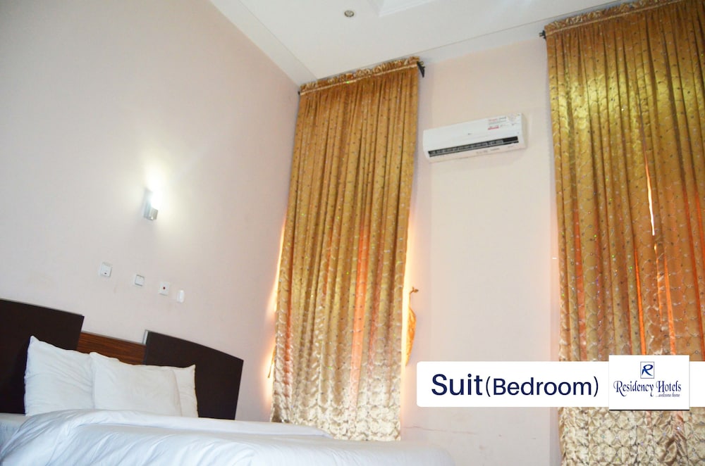 Residency Hotel Twin House 6/26