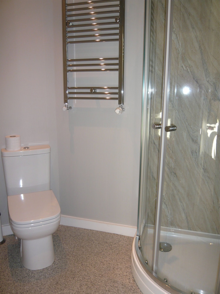 Pickmere Country Guest House 47/50