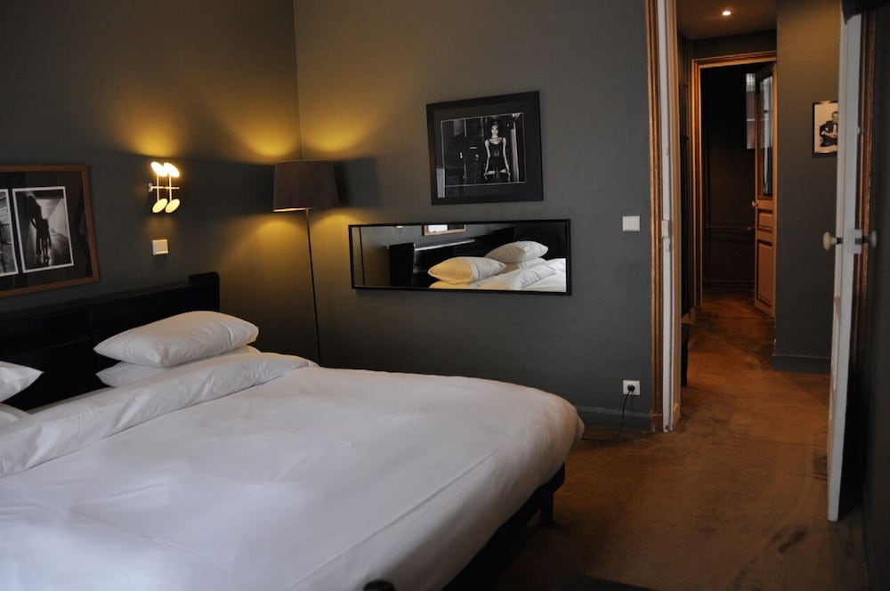 SUPERIOR, DOUBLE BED