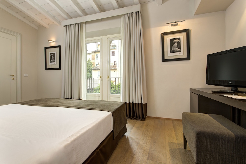 Hotel Orto Dei Medici 30/51