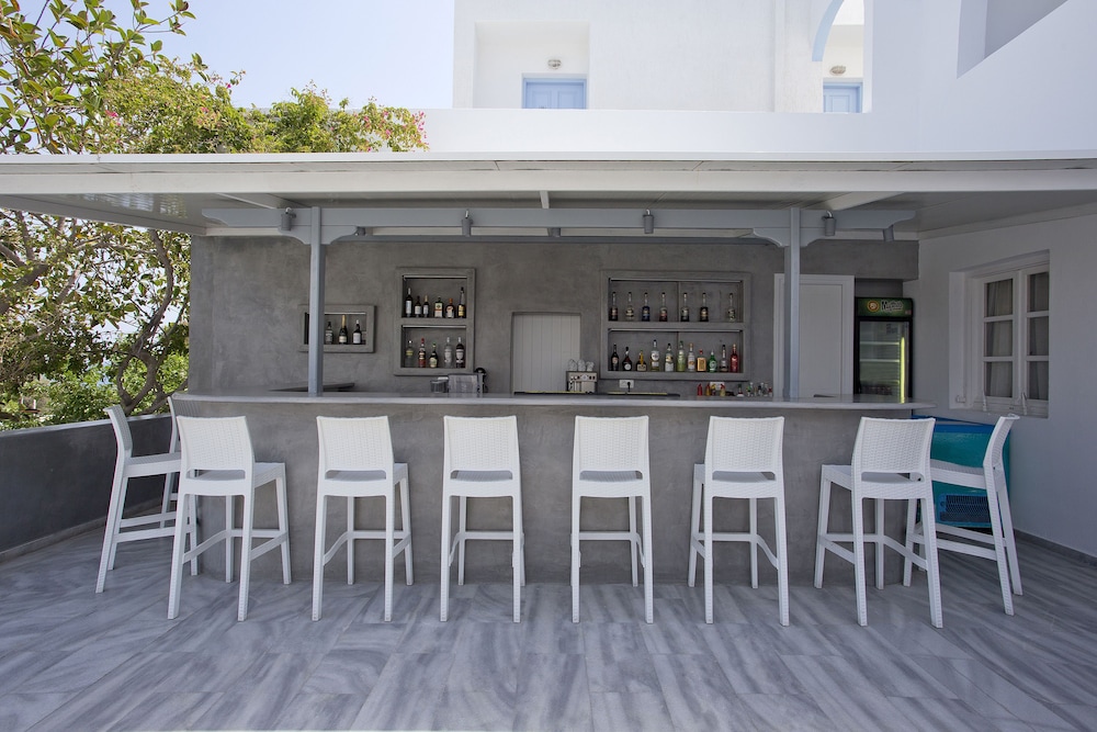 Alexandra Hotel 50/63