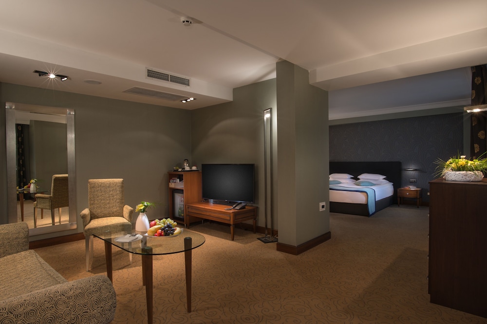 Rosslyn Thracia Hotel Sofia 44/64