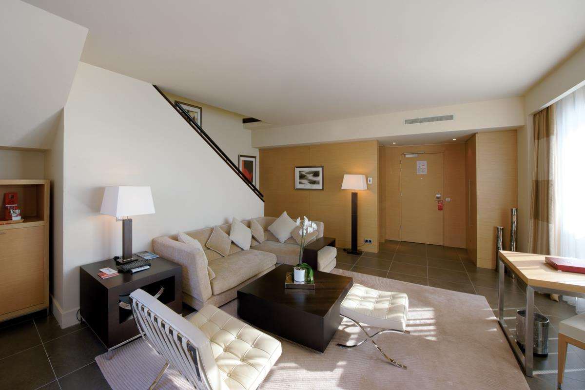 Monte-Carlo Bay Hotel & Resort 28/50