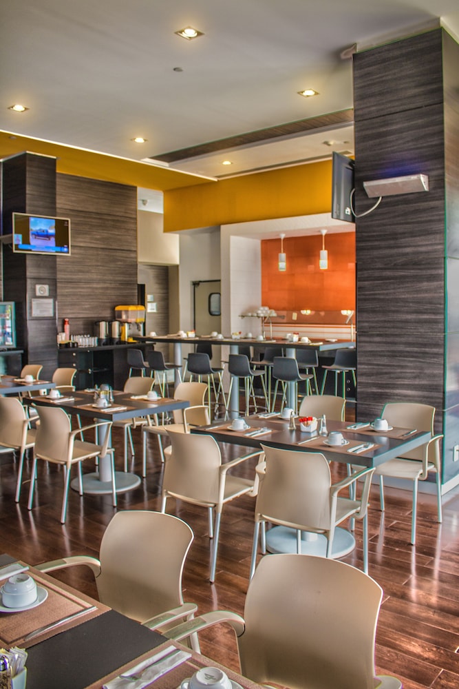 Casa Inn Galerias Hotel 53/64