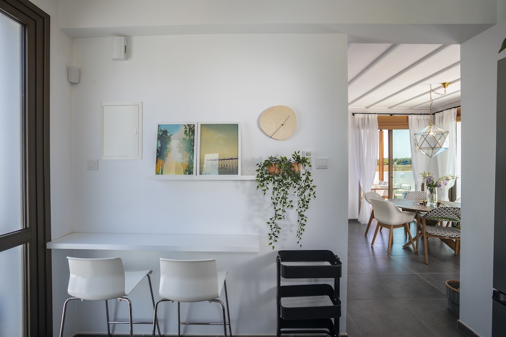 Chris Le Mare Luxury Villa 28/37