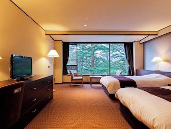 غرفة أساسية بسريرين منفصلين بإطلالة على الحديقة بغرفتي نوم، Jodogahama Park Hotel 2/2