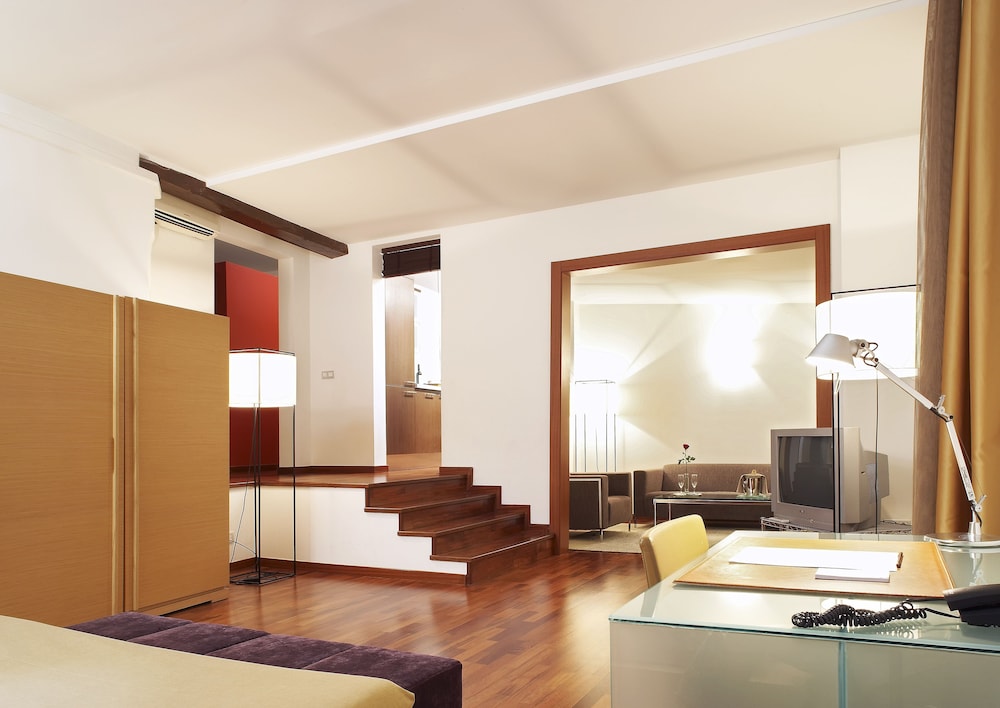 Mercer Boria Bcn 18/70