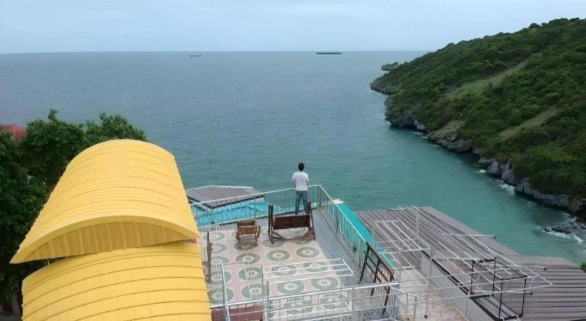 Yellow House Koh Sichang 60/63