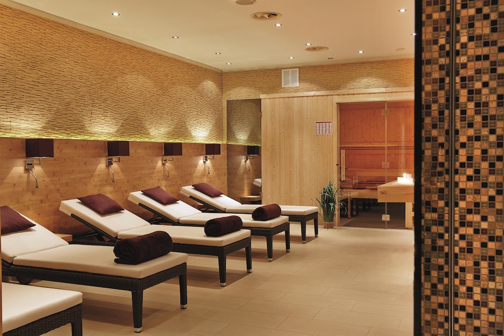 H+ HOTEL HANNOVER 48/61