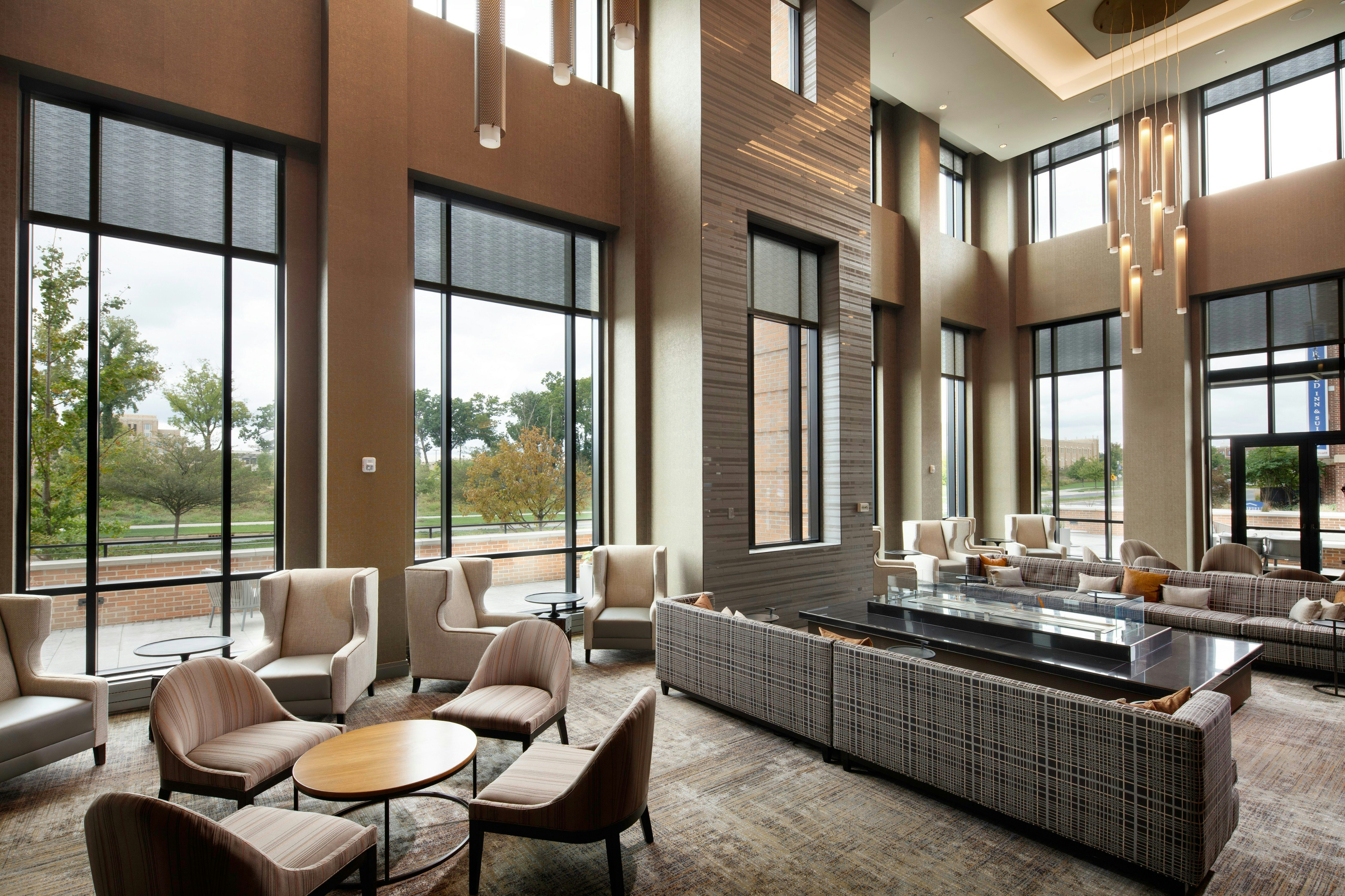 Embassy Suites by Hilton South Bend at Notre Dame 28/63