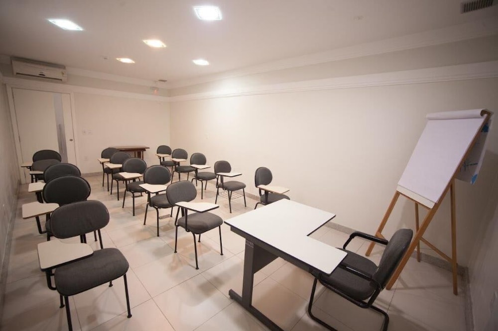 Hotel Itajaí Tur 37/41