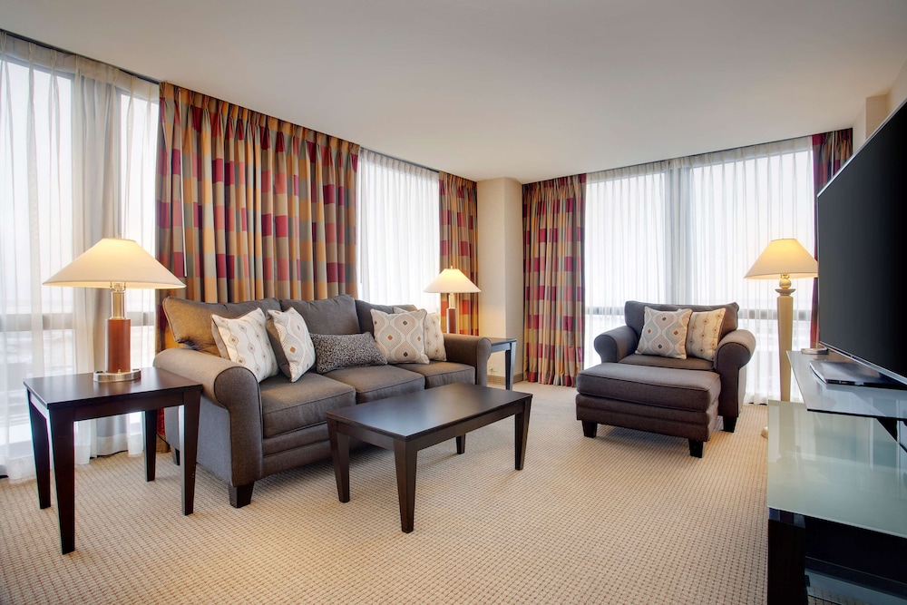 Hilton Chicago OHare Airport 52/82