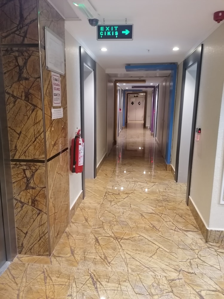 CITRUS PARK HOTEL 9/56