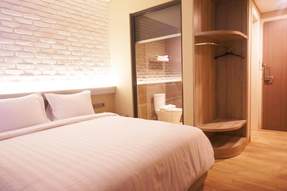 Expressia Hotel Makassar 11/54