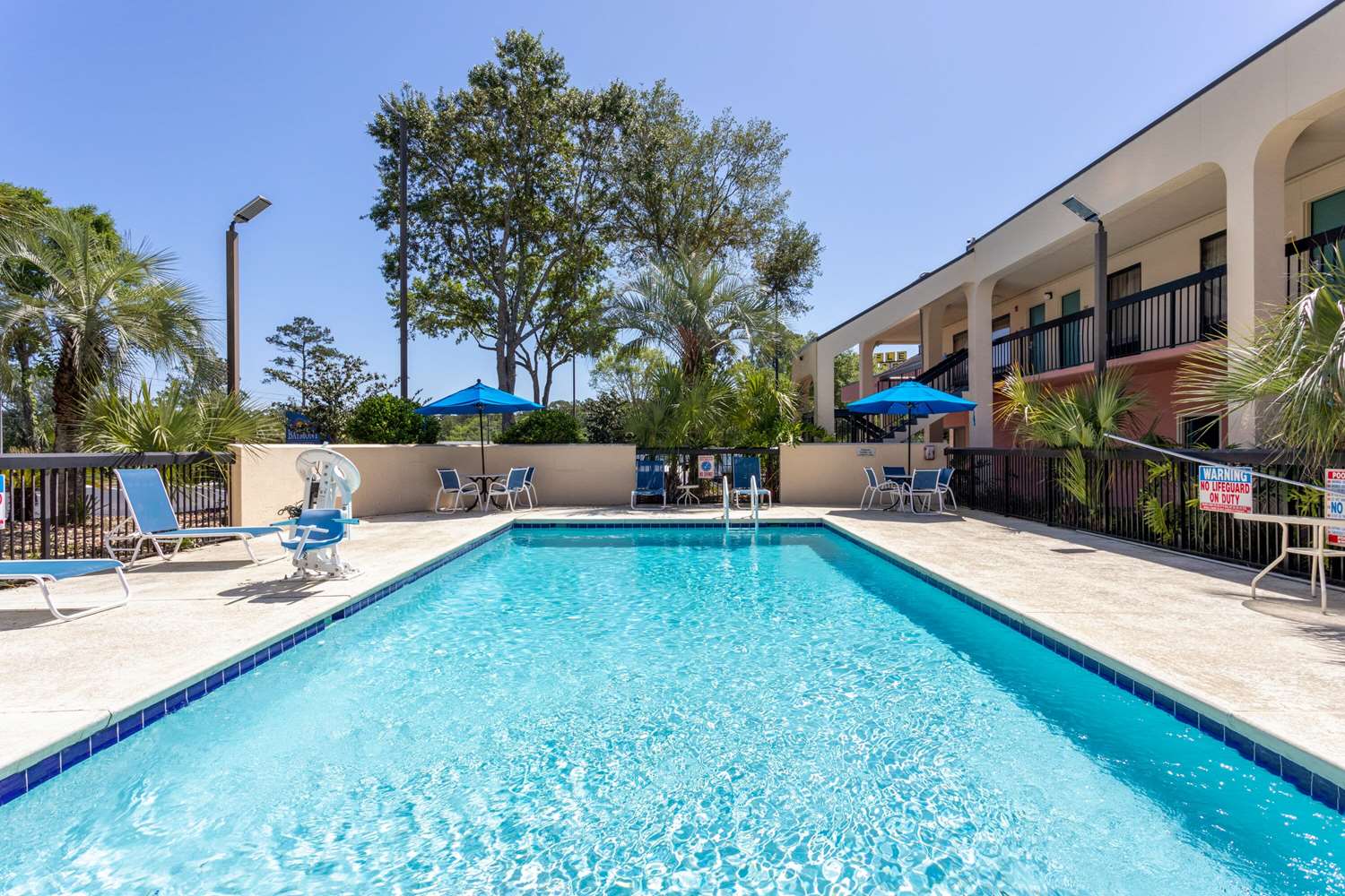 Baymont by Wyndham Tallahassee 43/50