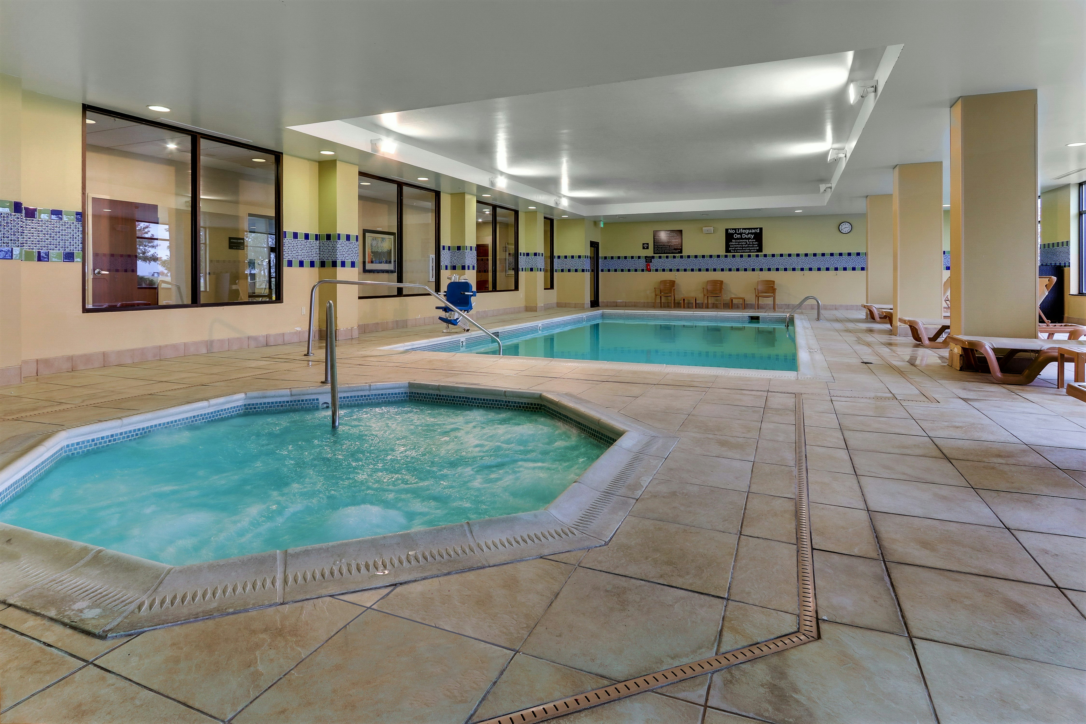 Hampton Inn Suites Indianapolis Airport 28/39