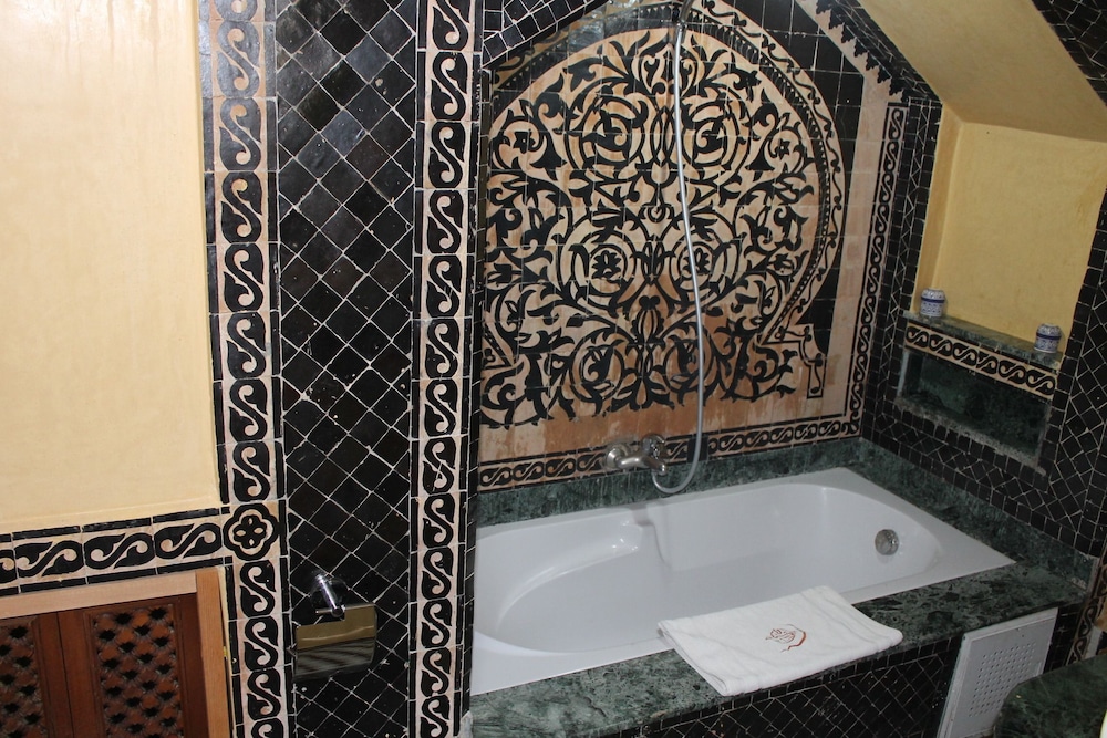 Riad Arabesque 17/62