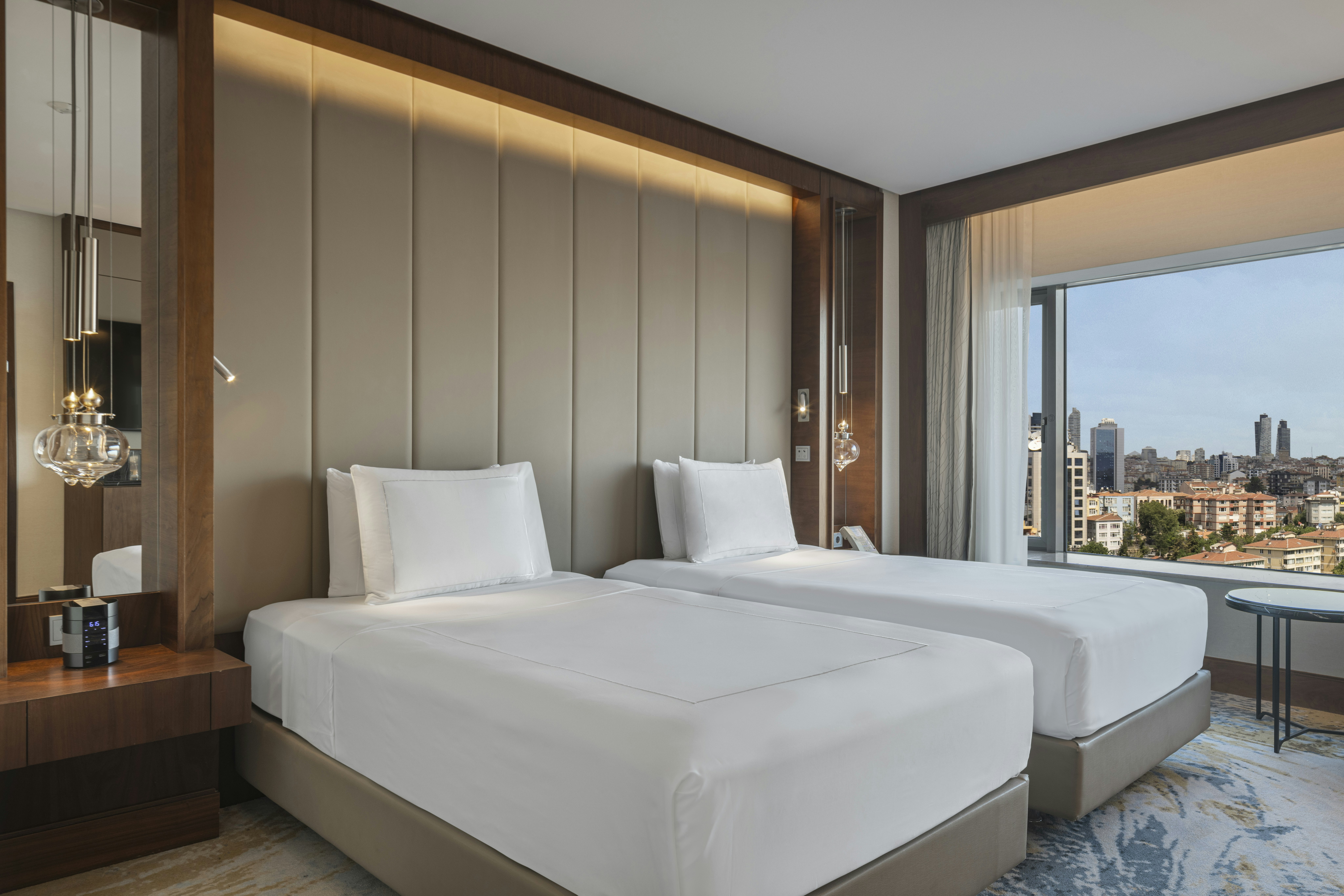 Conrad Istanbul Bosphorus 10/50