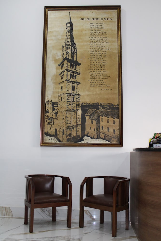 Hotel Modena 12/50