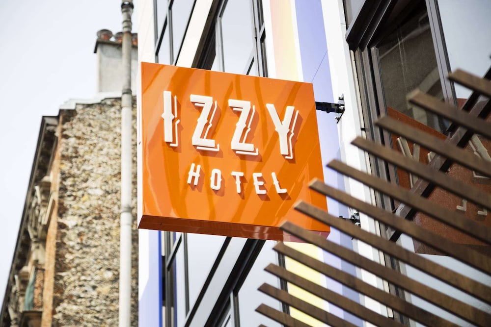 Izzy by Happyculture