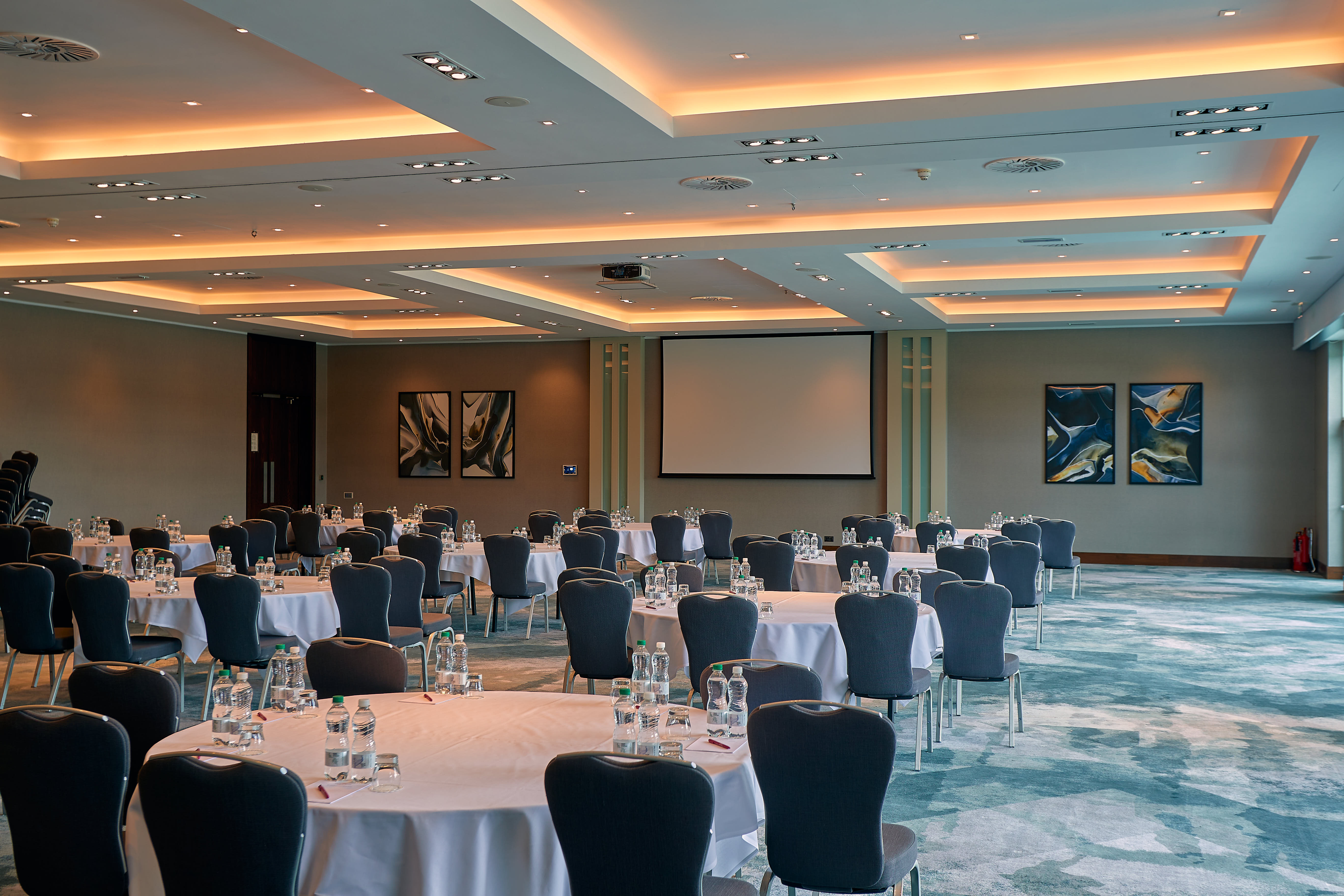 Crowne Plaza Marlow 59/74
