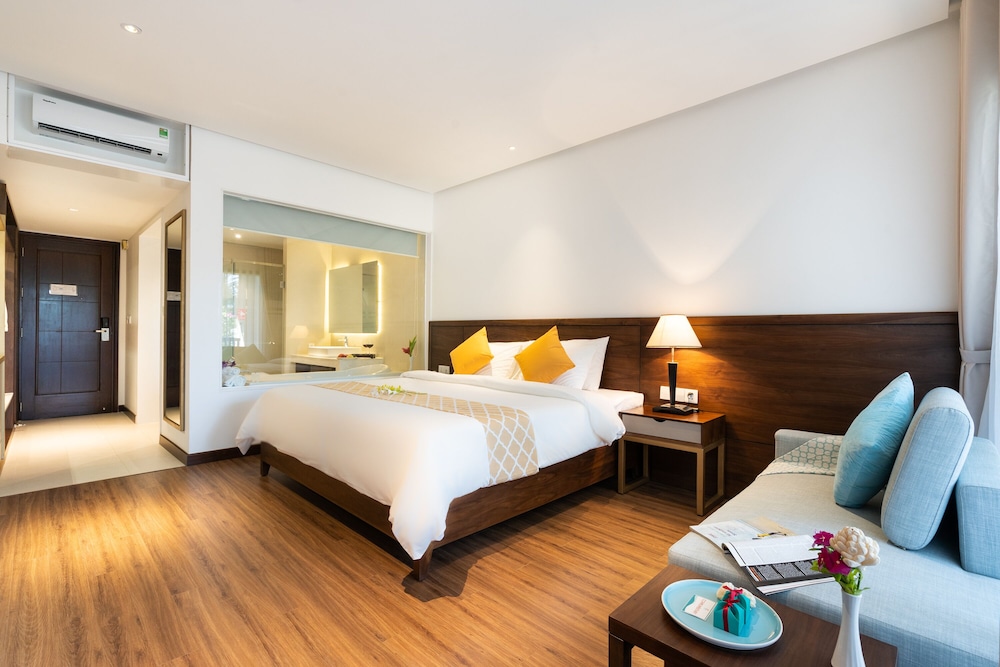 Hoang Ngoc Beach Resort 41/87