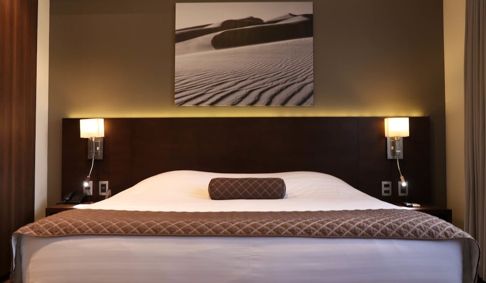 Hotel Rennova 12/70