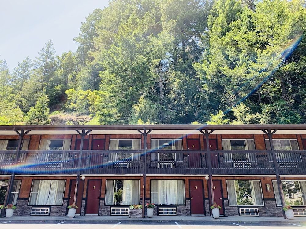The Occidental Lodge 2/55