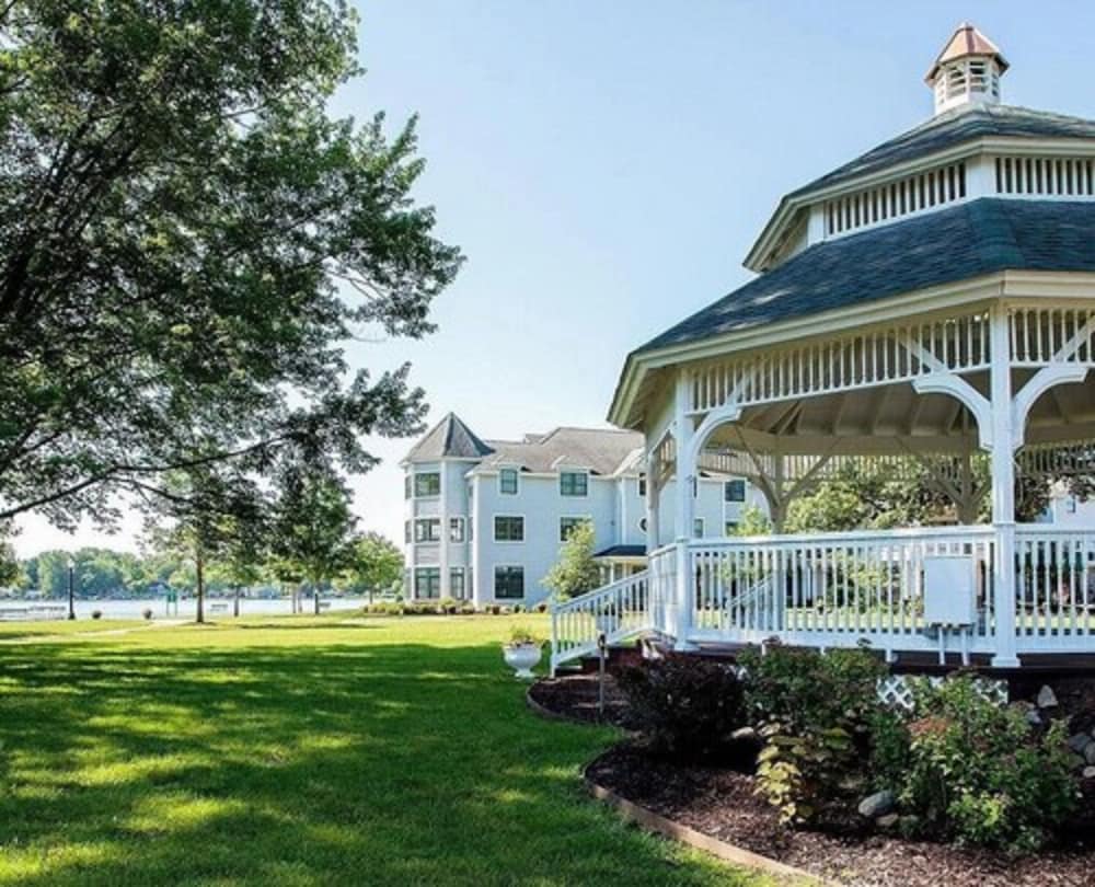 Oakwood Resort 1/44