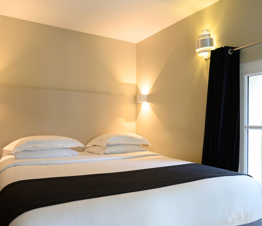 Suites Et Hotel Helzear Etoile 10/56