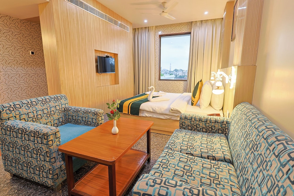 Hotel Silk City 26/50