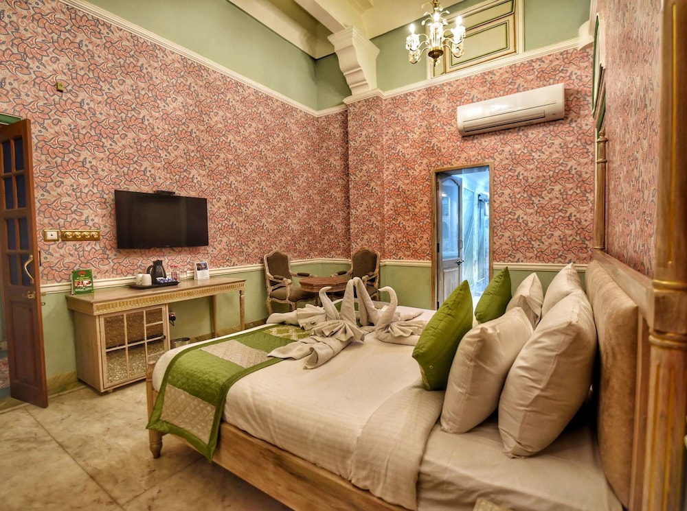 غرفة سوبيريور بسرير مزدوج، Neemrana S Hill Fort Kesroli 4/5