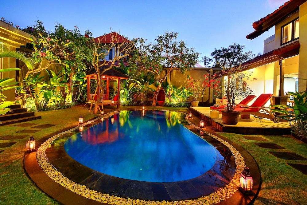 Alysha Villa Seminyak Beachside 16/21