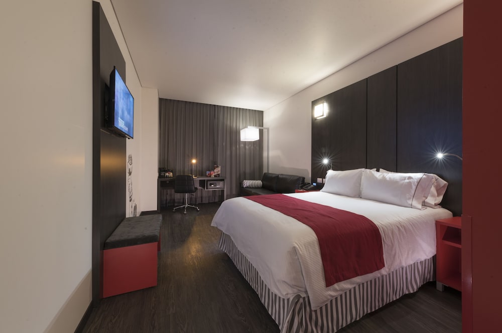Ramada Encore by Wyndham Aguascalientes 12/50