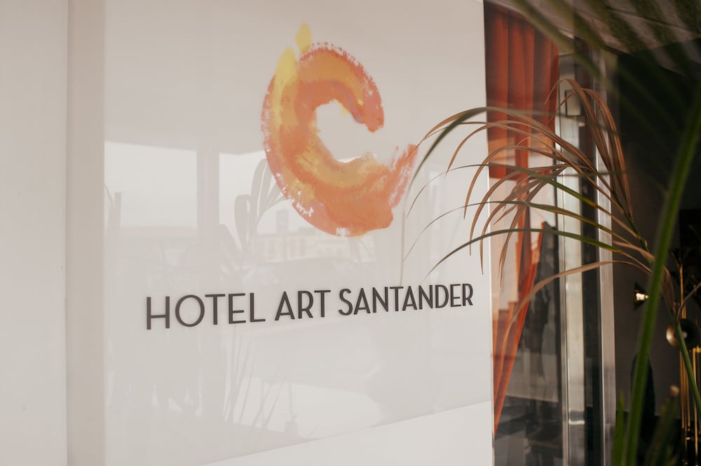 HOTEL ART SANTANDER photo3