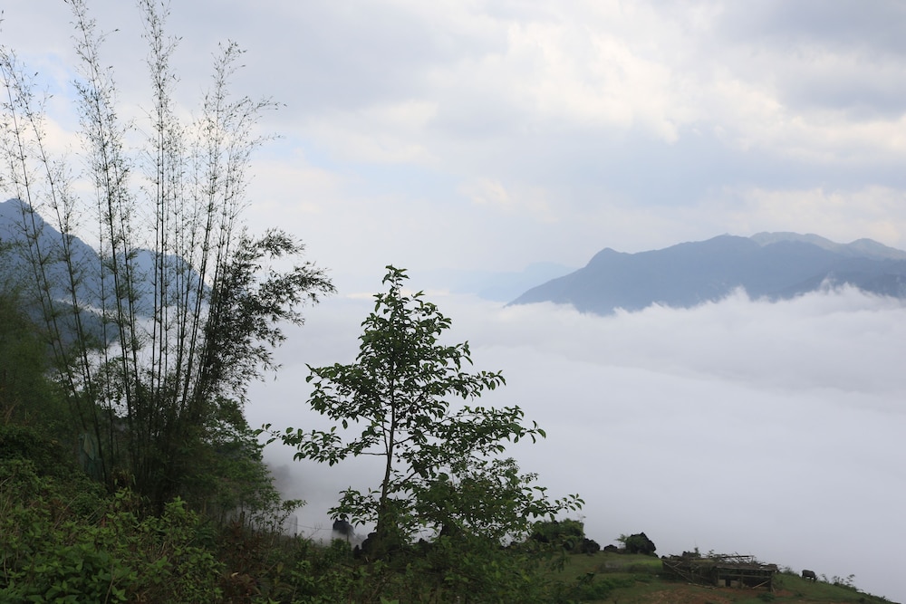 Sapa Hills Hotel 57/61