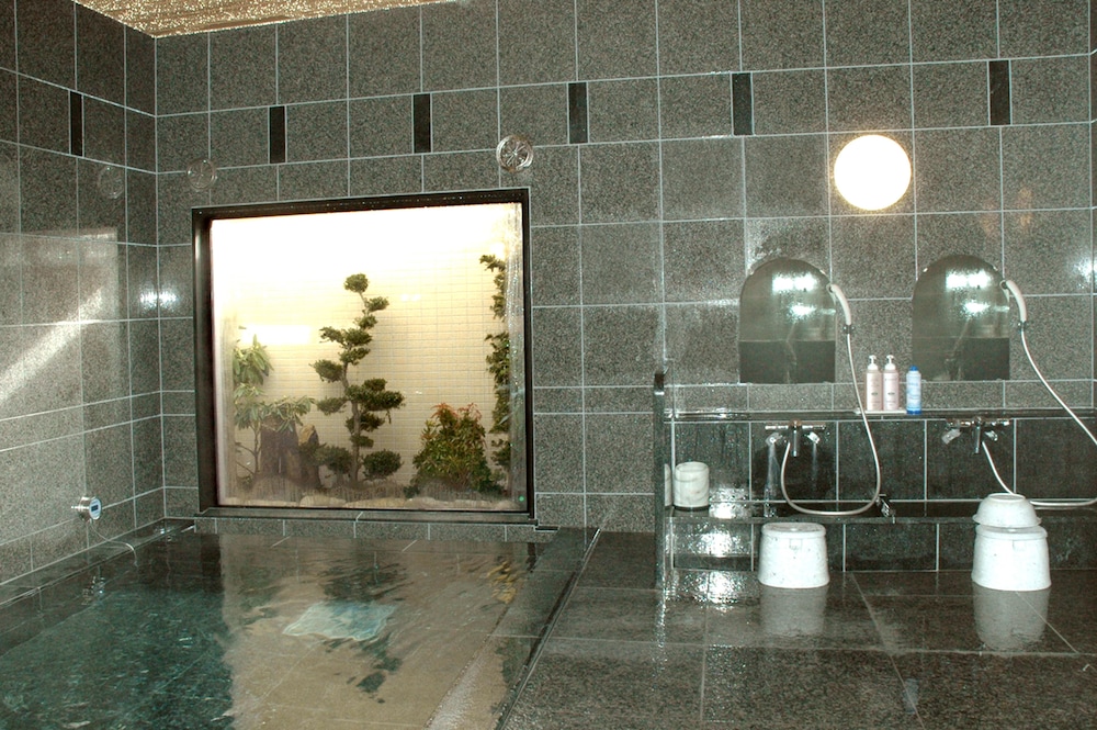 Hotel Route-Inn Ichinoseki Inter 2/53