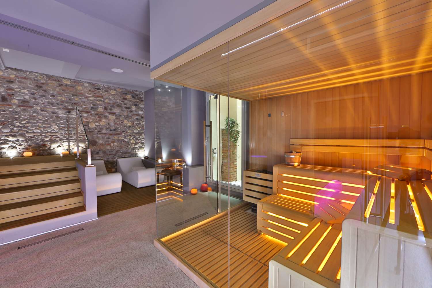 swimming pool spa