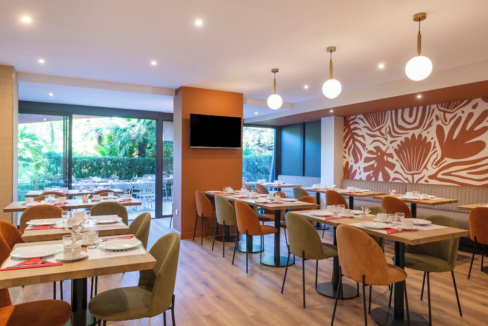 Bahia Hotel 28/50
