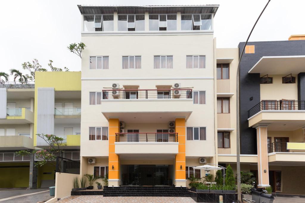 Reddoorz Plus Boulevard Residence Bsd 1/29